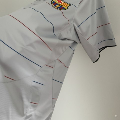 Retro FC Barcelona 03/04 Away